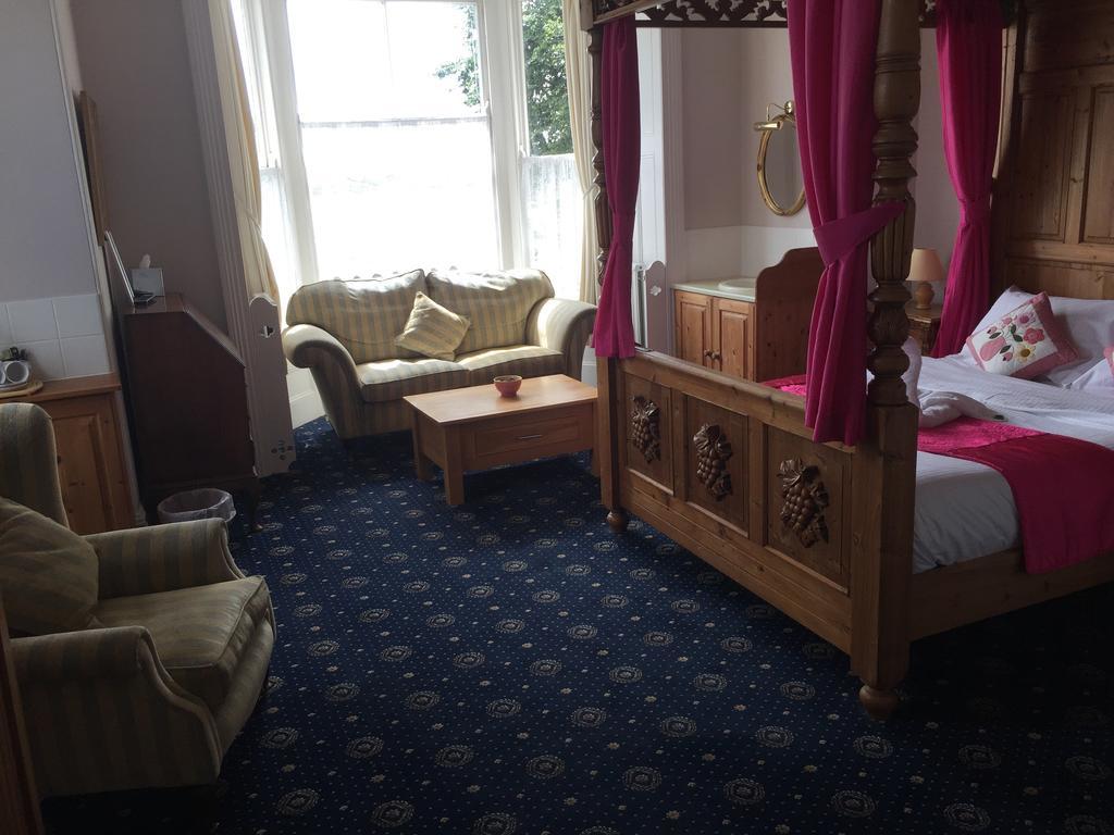 Estoril Bed & Breakfast Penzance Ngoại thất bức ảnh